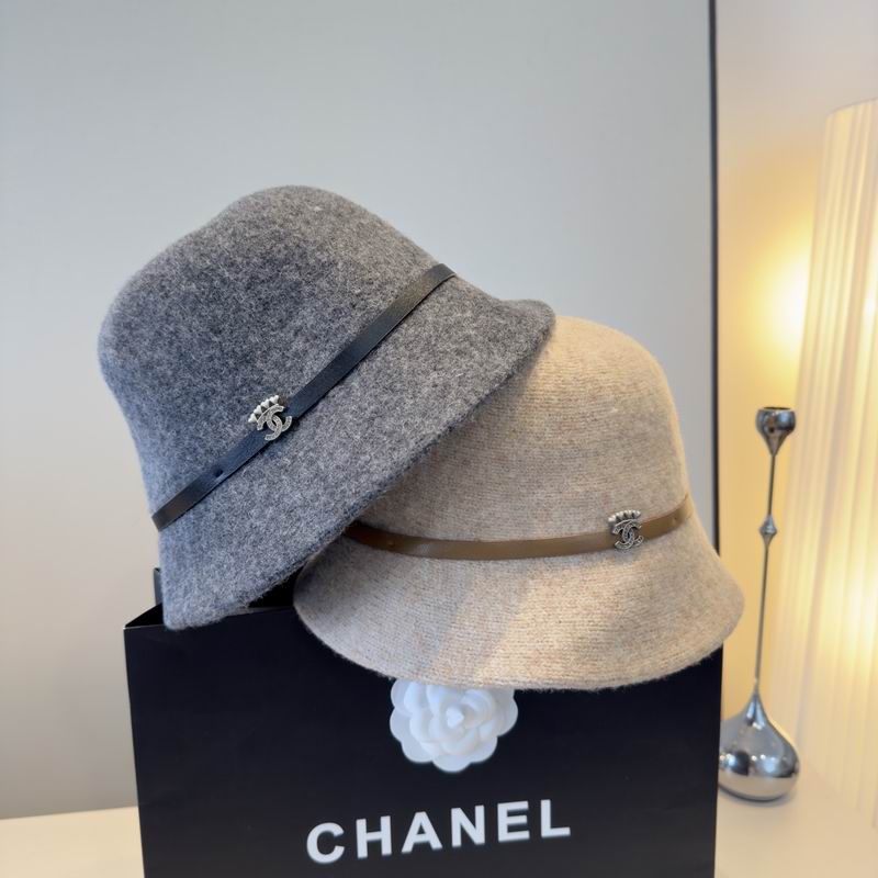 Chanel Top Hat dx225